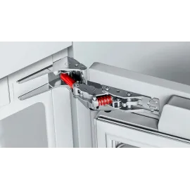 Холодильник BOSCH KIS87ADD0